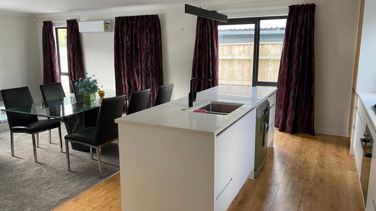 Holiday home Newly Built House Lower Hutt